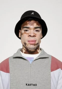 Kaotiko - Herren CREW BRENDAN - Sweatshirt - Grey/soft Burgundy 11 Kaotiko - Herren CREW BRENDAN - Sweatshirt - Grey/soft Burgundy -Kaotikoire Magasin 027b5bd529ab4d94a31e5c53c52d38e3