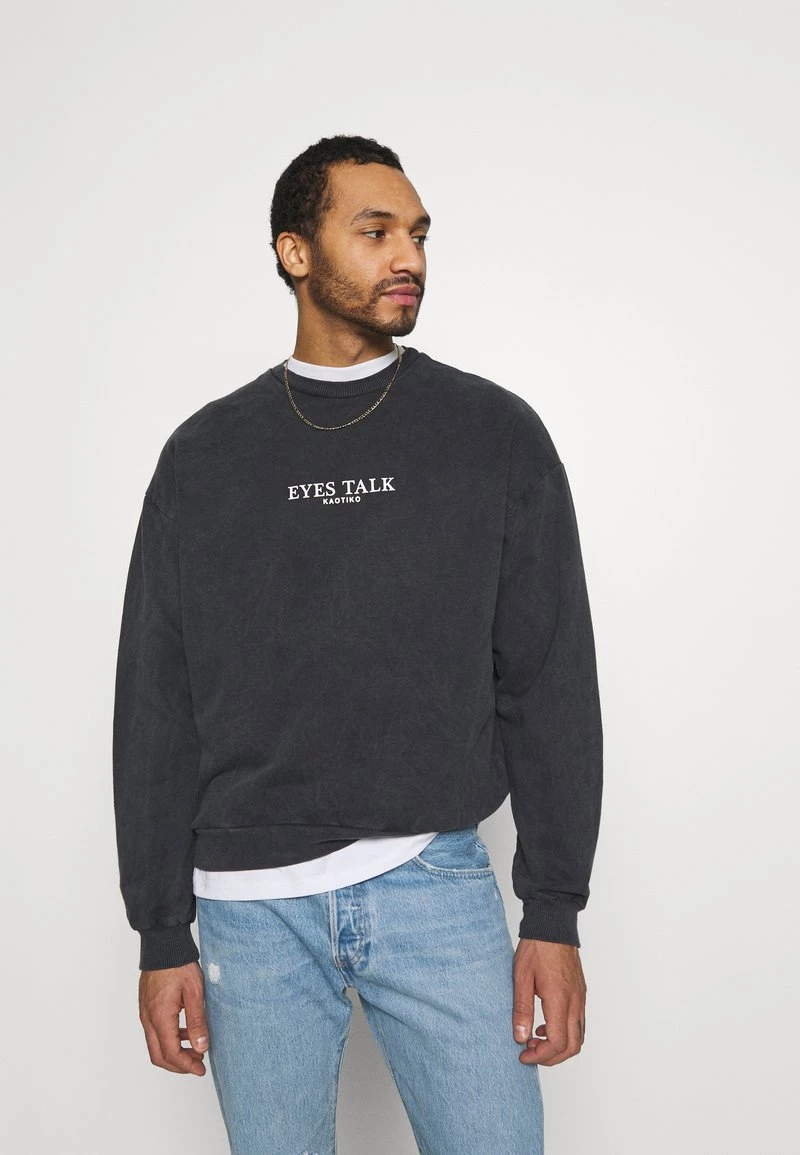 Kaotiko UNISEX CREW TIE DYE EYES TALK - Sweatshirt - Black 5 Kaotiko UNISEX CREW TIE DYE EYES TALK - Sweatshirt - Black – Bild 3