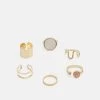 Fire & Glory - Damen GURLY 6 PACK - Ring - Gold-coloured -Kaotikoire Magasin 1146f0aecdb34840b82130068baeeec2