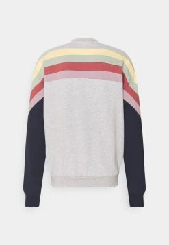 Kaotiko CREW WALKER UNISEX - Sweatshirt - Gris 17 Kaotiko CREW WALKER UNISEX - Sweatshirt - Gris -Kaotikoire Magasin 177e3c5b9b284afba2aeab04222508d8