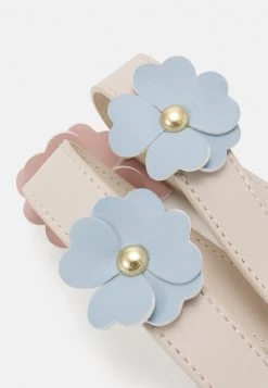 Fire & Glory FLOWIE SHOULDER - Clutch - Buttercream - Damen -Kaotikoire Magasin 2d0c5dac95244cb3a5558b31e5b3cc2f