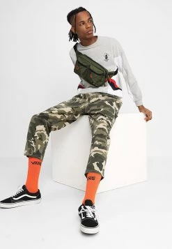 Kaotiko - Herren PANT - Cargohose - Dark Green -Kaotikoire Magasin 46ba3fda3e42484294d188b9b3e3ba4c