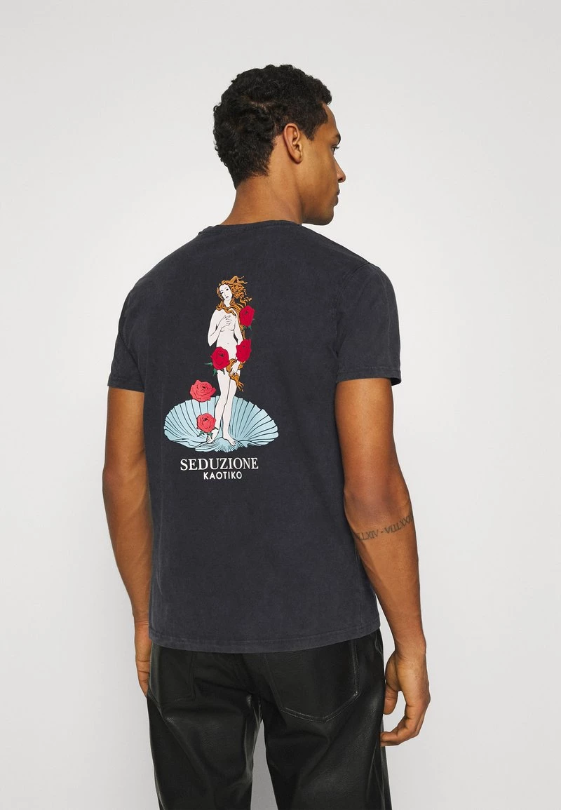 Kaotiko - Unisex WASHED VENUS ROSES - T-Shirt Print - Black Acid Wash 3 Kaotiko - Unisex WASHED VENUS ROSES - T-Shirt Print - Black Acid Wash