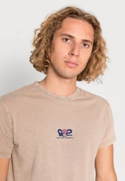 Kaotiko MIND WASHED UNISEX - T-Shirt Print - Hueso -Kaotikoire Magasin 62cf33f702e94e62bd4bedca019d175a