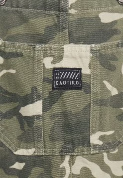 Kaotiko PETO UNISEX - Latzhose - Green -Kaotikoire Magasin 7fae0ccfa0a84cf88f74b81d449873a5