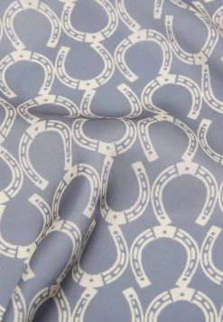 Fire & Glory - Damen FGLALLA SQUARE SCARF - Tuch - Cloud Dancer/grey/blue/red -Kaotikoire Magasin 8f61d5077a2441ea9b9e5032f052c07f