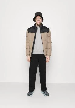 Kaotiko - Herren CREW MASTERMIND PYRAMID - Sweatshirt - Grey Vigore -Kaotikoire Magasin 977eae8a094a40c39684994f82b7cd4f