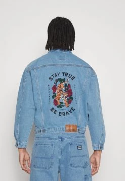 Kaotiko JACKET VINTAGE STAY TRUE UNISEX - Jeansjacke - Blue -Kaotikoire Magasin 9b1f6230bfa04d3092696f3d0b4c1a5f