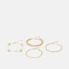 Fire & Glory FGSUMMY BRACELET 4 PACK - Armband - Gold-coloured - Damen -Kaotikoire Magasin 9d1b91d4f03e4c51be78da0a50d52014