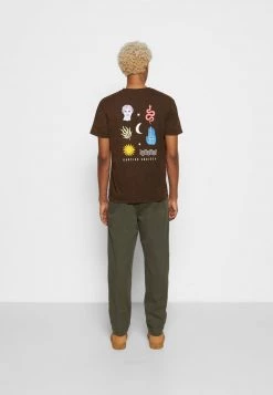 Kaotiko WASHED GREEK ELEMENTS UNISEX - T-Shirt Print - Brown -Kaotikoire Magasin a290118e11554e94b8d02136eb6daa5a