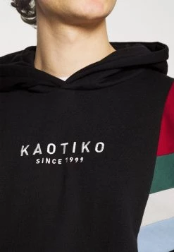 Kaotiko SUD CAP WALKER UNISEX - Kapuzenpullover - Black -Kaotikoire Magasin b23faf77d1c94c76a515f3c0e8ed7440