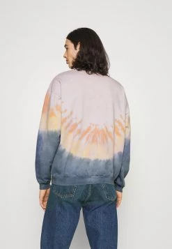 Kaotiko CREW TIE DYE ENZO UNISEX - Sweatshirt - Blue 11 Kaotiko CREW TIE DYE ENZO UNISEX - Sweatshirt - Blue -Kaotikoire Magasin c50e73a685934ecbacdb97d7707f5305