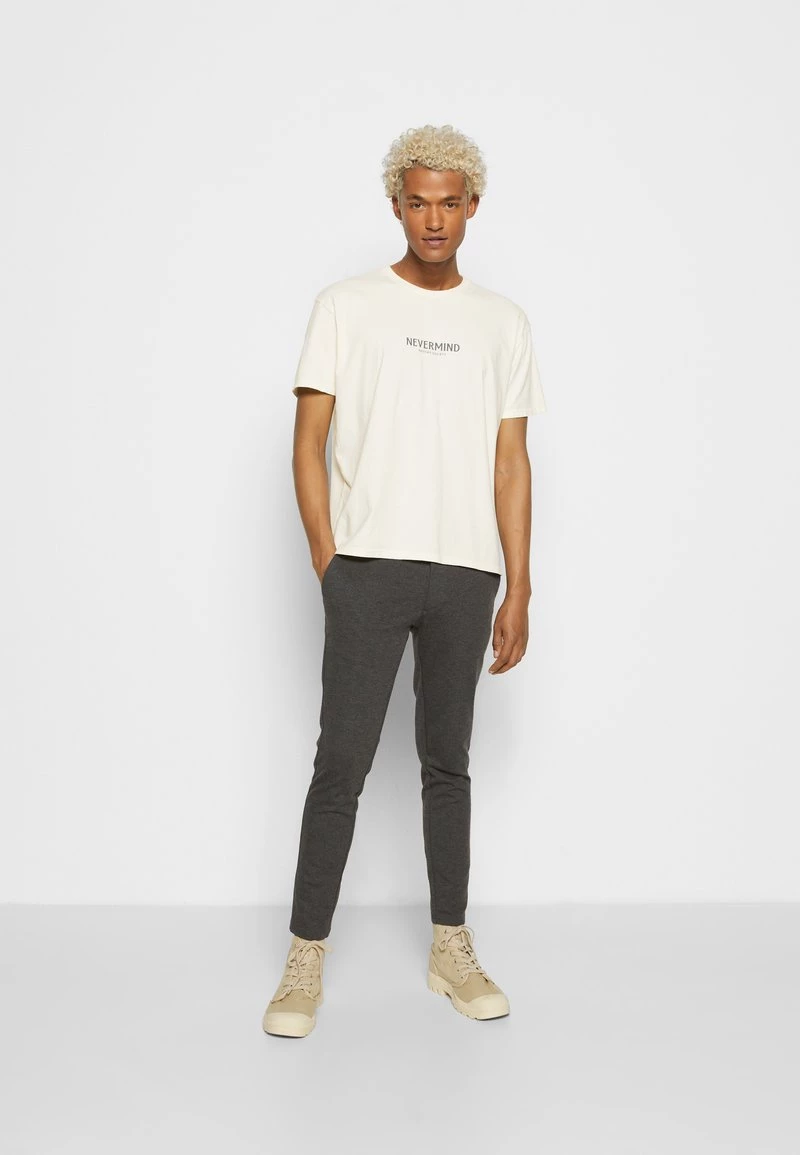 Kaotiko NEVERMIND UNISEX - T-Shirt Print - Ivory 4 Kaotiko NEVERMIND UNISEX - T-Shirt Print - Ivory – Bild 2