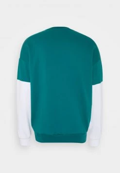 Kaotiko CREW UNISEX - Sweatshirt - Green -Kaotikoire Magasin e8a7a036dce940678e3666c6e0f3b2bd