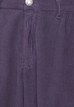 Kaotiko PANT SWING BOB PANA UNISEX - Stoffhose - Lila -Kaotikoire Magasin f62446f6a83a4c3988e0d0ed4ef2dbbb