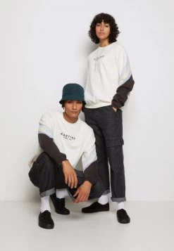 Kaotiko - Unisex CREW WALKER - Sweatshirt - Ivory/grey/pink -Kaotikoire Magasin f9c1d58f6b66458d89bedd87cc40ae19